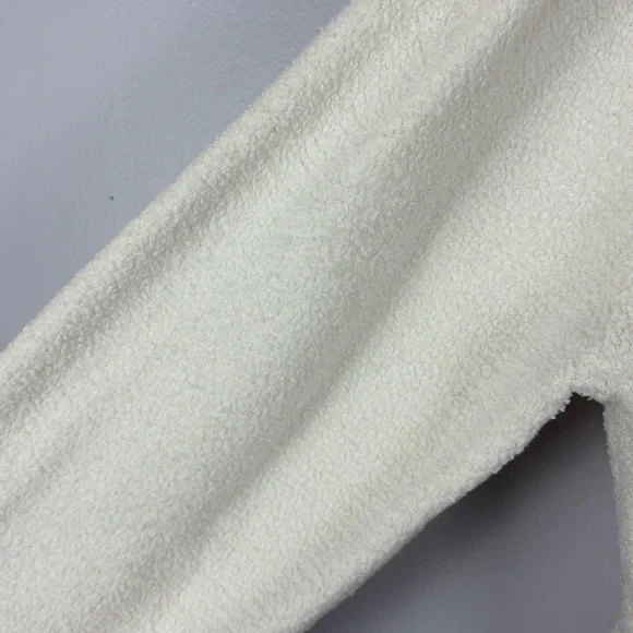 knix Men's Cream Crewneck Sweater - Picture 7 of 13